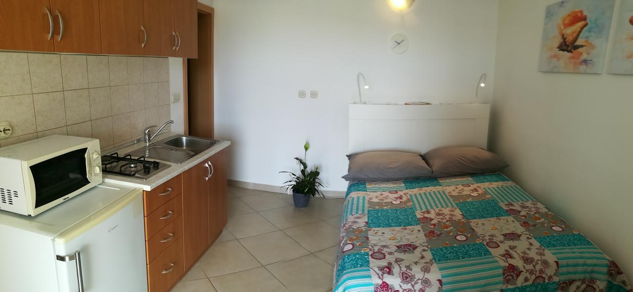 Apartments Oaza Regi 梅杜林 外观 照片